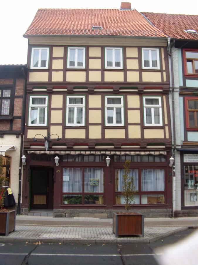 Pension Zum Lukullus ヴェルニゲローデ エクステリア 写真